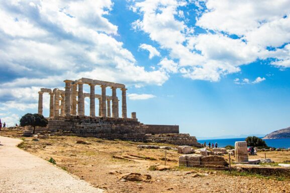 Ηραίο Περαχώρας: Το αρχαίο ιερό με τη θέα που κόβει την ανάσα 7 Ηραίο Περαχώρας: Το αρχαίο ιερό με τη θέα που κόβει την ανάσα