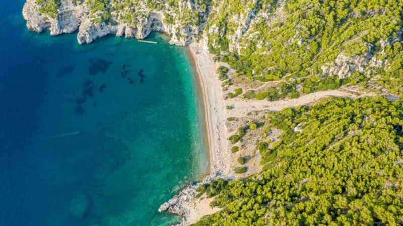 Lakazeza Beach