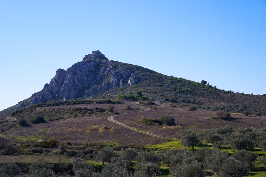 Penteskoufi Castle