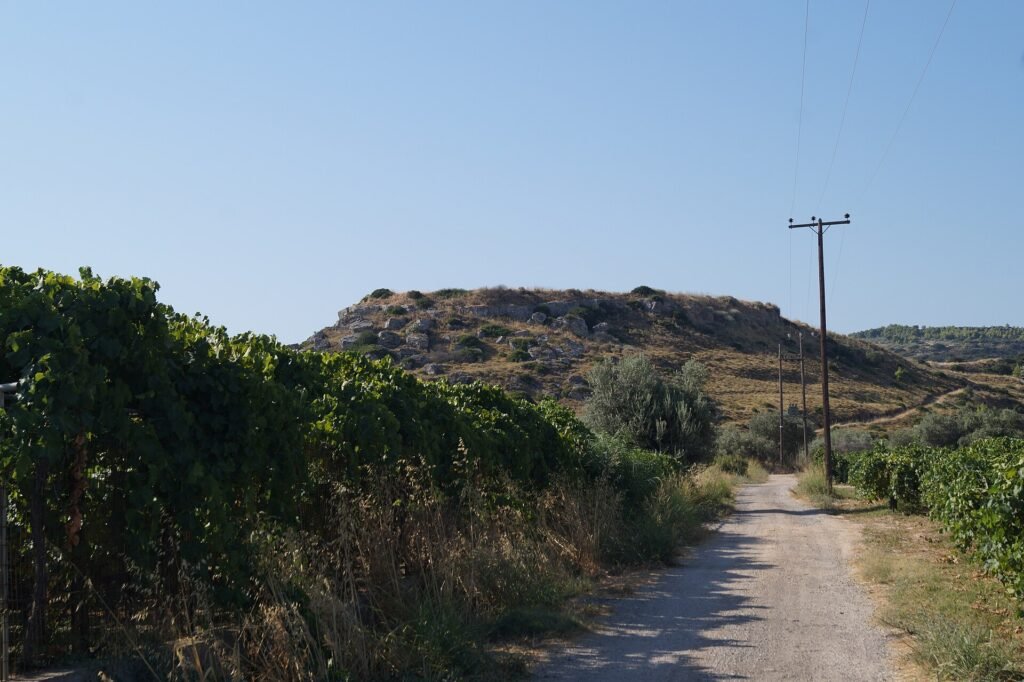 Αετόπετρα 1 Αετόπετρα