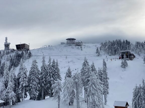 Τρίκαλα Κορινθίας: Ορεινός τουρισμός, ski και φύση στην καρδιά της Πελοποννήσου